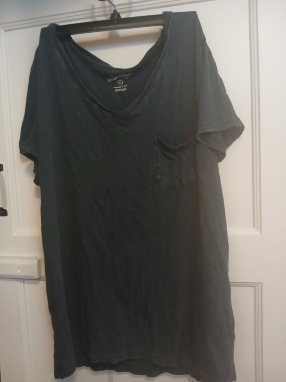 Universal Thread XL Dark Blue Shirt